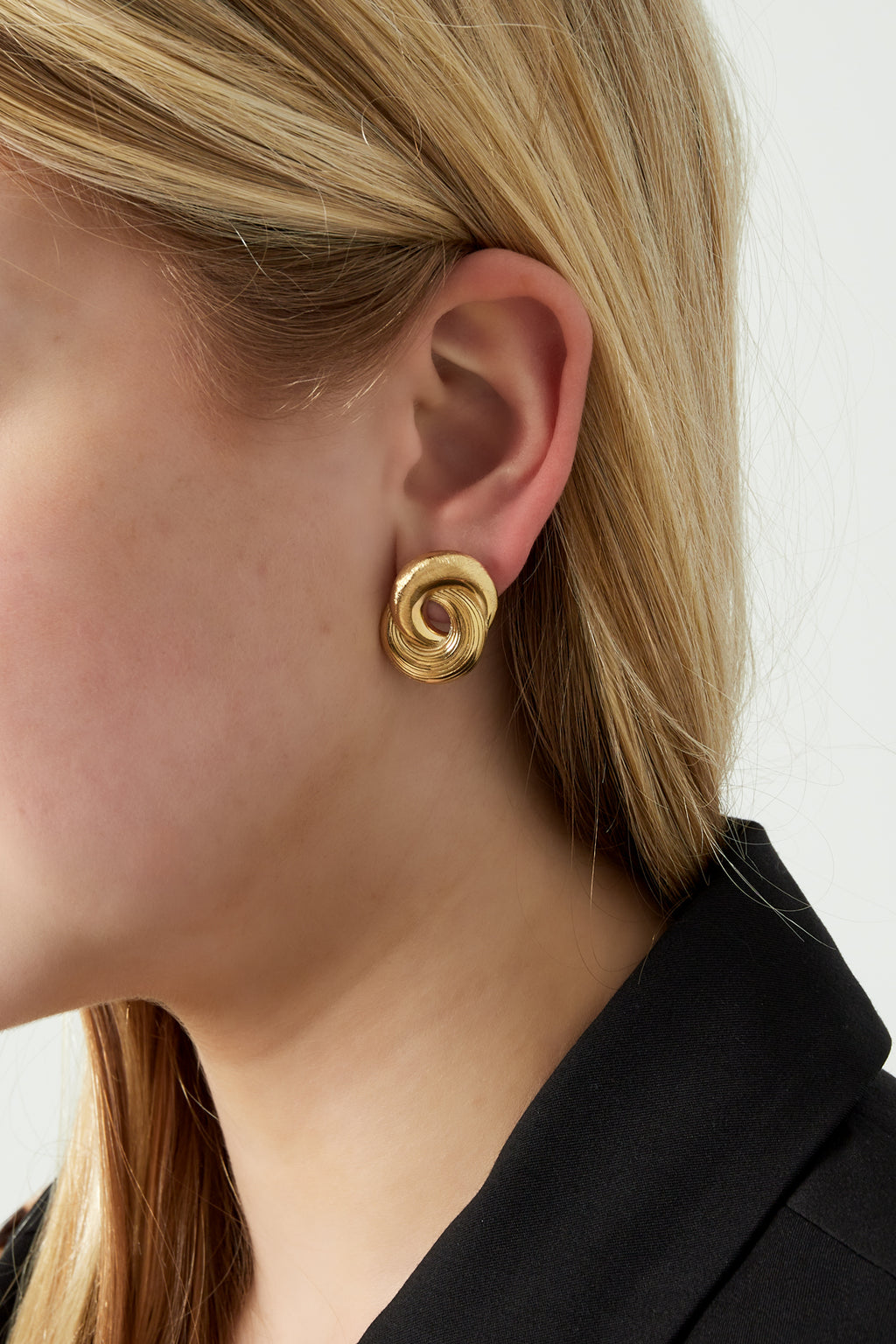TWIST EARRINGS