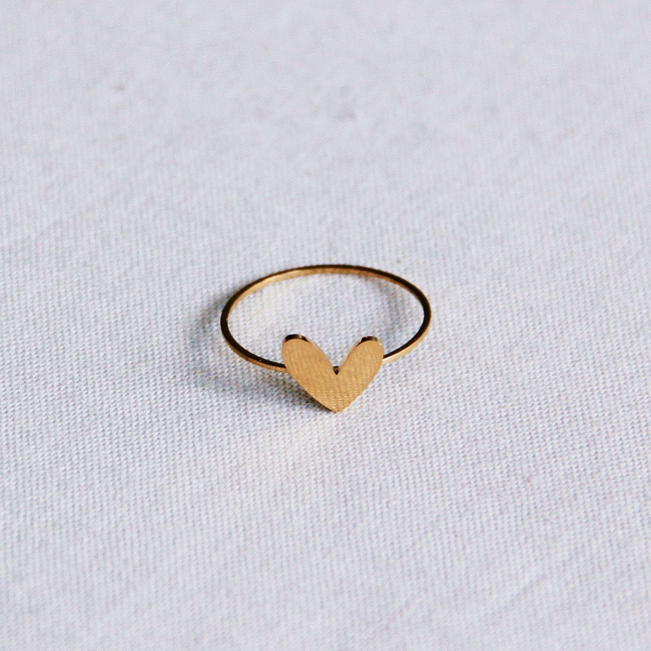 RING WITH HEART