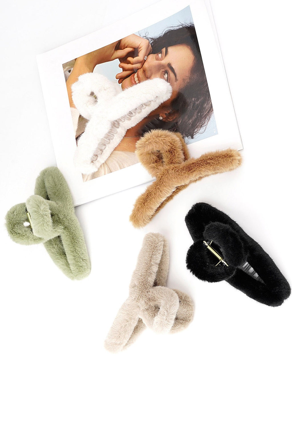 FAUX FUR HAIR CLIP